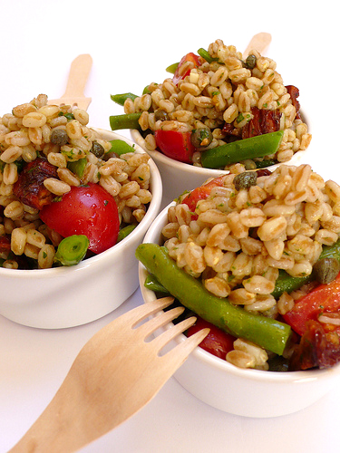 Farro salad with summer vegetables