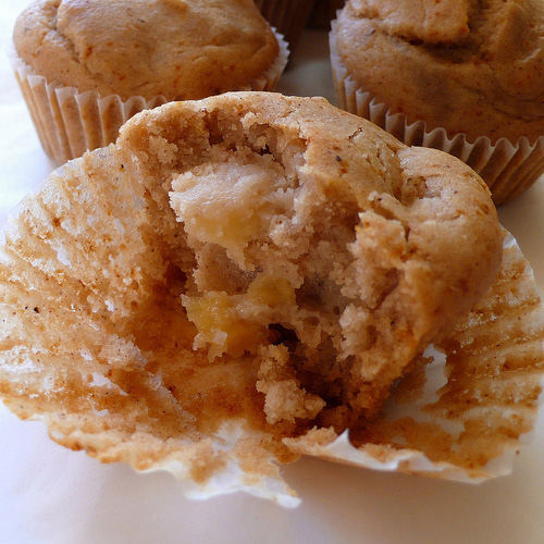 Apple spice muffins